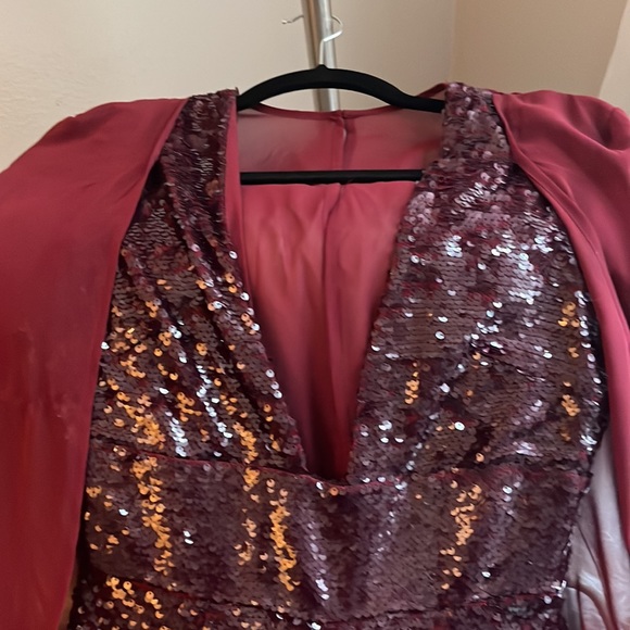 Sequin Jumpsuit - Picture 4 of 8